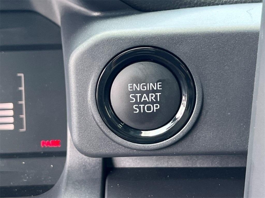 2025 Toyota Tacoma SR