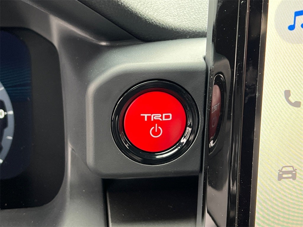 2025 Toyota Tacoma Hybrid TRD Off Road