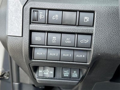 2025 Toyota Tacoma Hybrid Trailhunter