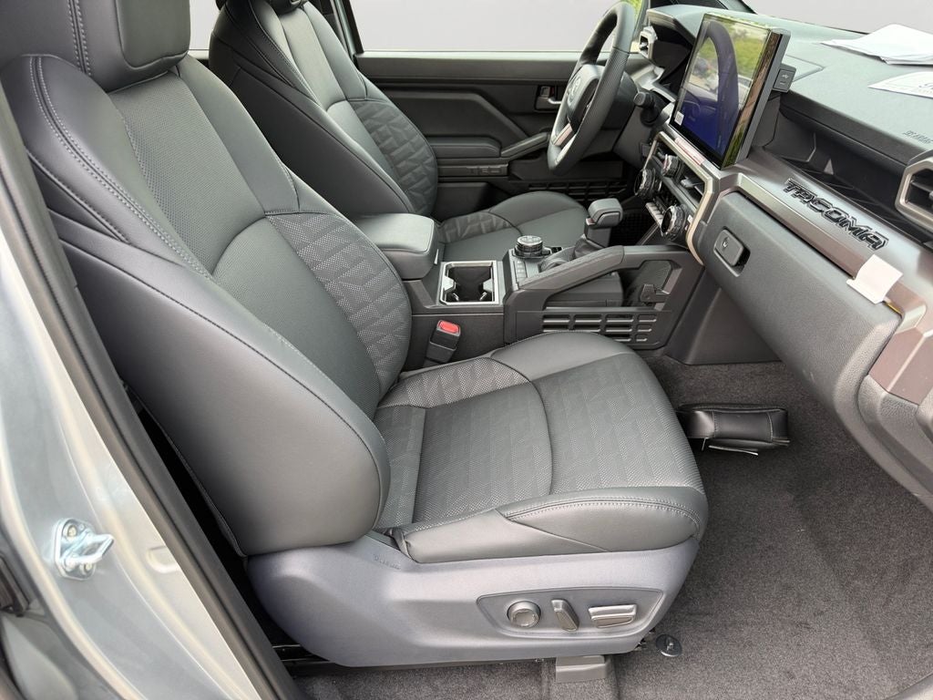 2026 Toyota Tacoma Hybrid TRD Off Road