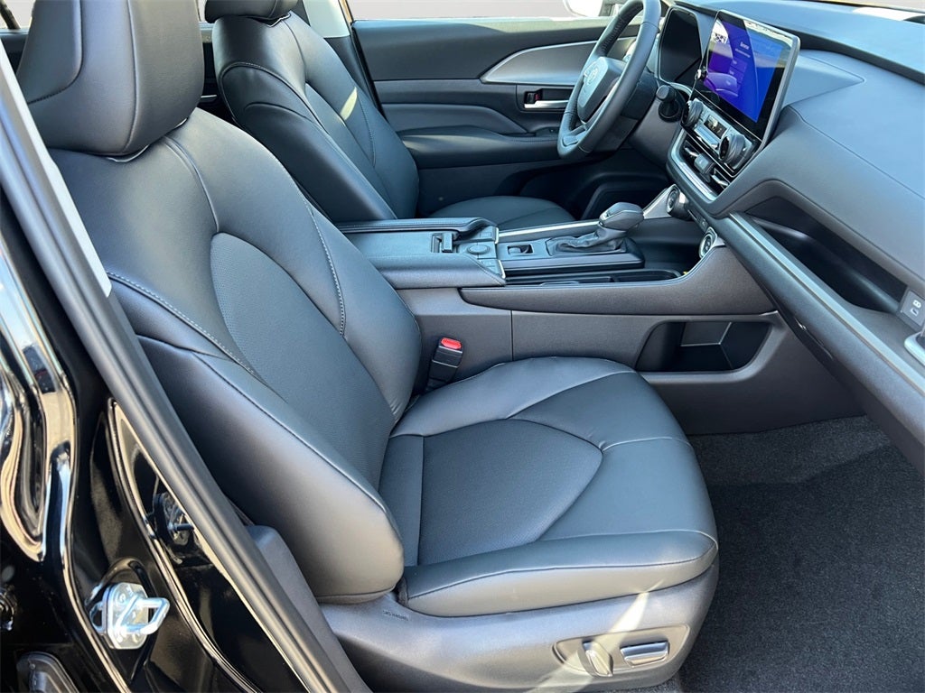 2026 Toyota Grand Highlander Hybrid XLE