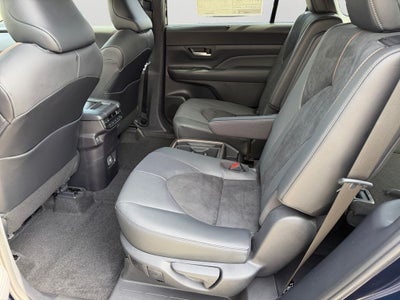 2026 Toyota Grand Highlander Hybrid MAX Platinum