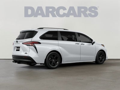2026 Toyota Sienna Woodland Edition 7 Passenger