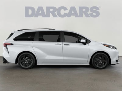 2026 Toyota Sienna Woodland Edition 7 Passenger