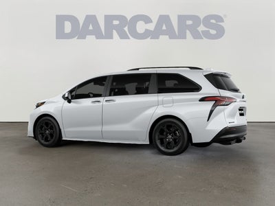 2026 Toyota Sienna Woodland Edition 7 Passenger