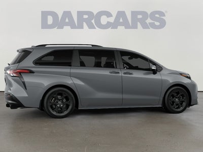 2026 Toyota Sienna Woodland Edition 7 Passenger