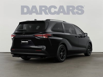 2026 Toyota Sienna Woodland Edition 7 Passenger