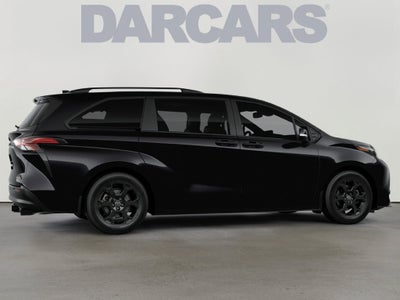 2026 Toyota Sienna Woodland Edition 7 Passenger