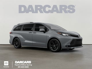 2026 Toyota Sienna Woodland Edition 7 Passenger