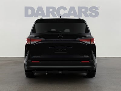 2026 Toyota Sienna Woodland Edition 7 Passenger