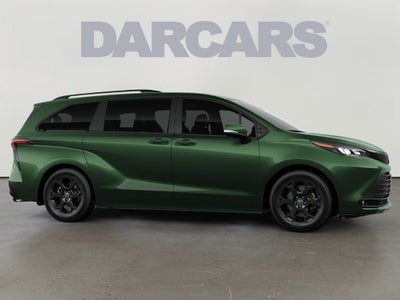 2026 Toyota Sienna Woodland Edition 7 Passenger