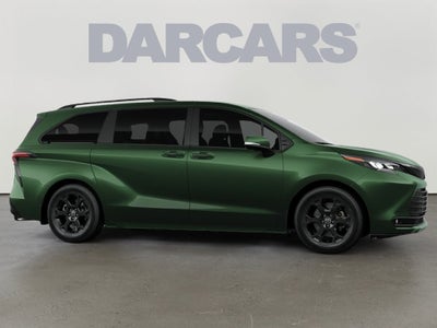 2026 Toyota Sienna Woodland Edition 7 Passenger