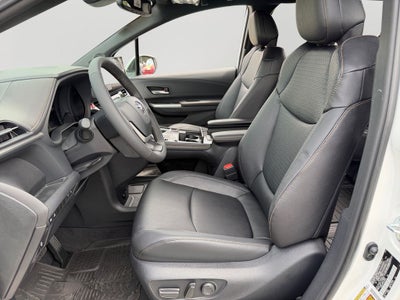 2026 Toyota Sienna Woodland Edition 7 Passenger