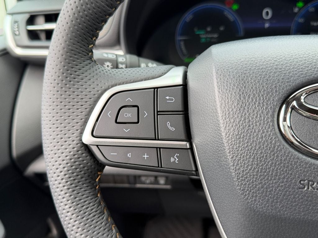 2026 Toyota Sienna Woodland Edition 7 Passenger