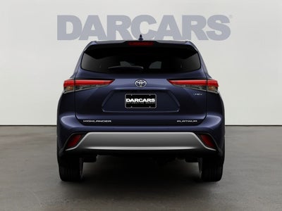 2026 Toyota Highlander Hybrid Platinum