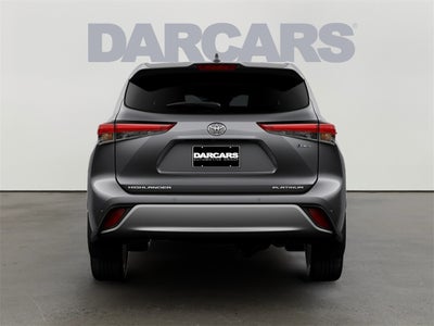 2026 Toyota Highlander Hybrid Platinum