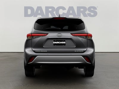 2026 Toyota Highlander Hybrid Platinum