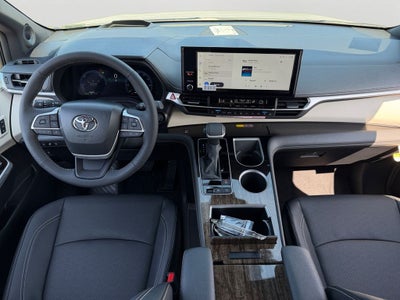 2026 Toyota Sienna Platinum 7 Passenger