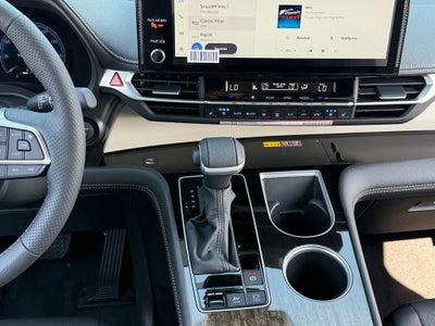2026 Toyota Sienna Platinum 7 Passenger