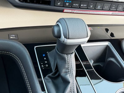 2026 Toyota Sienna Platinum 7 Passenger