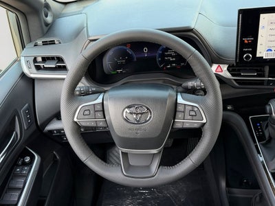 2026 Toyota Sienna Platinum 7 Passenger