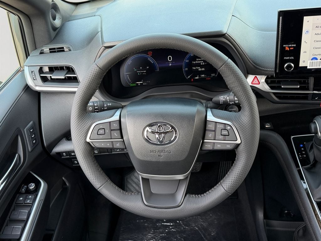 2026 Toyota Sienna Platinum 7 Passenger