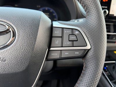 2026 Toyota Sienna Platinum 7 Passenger