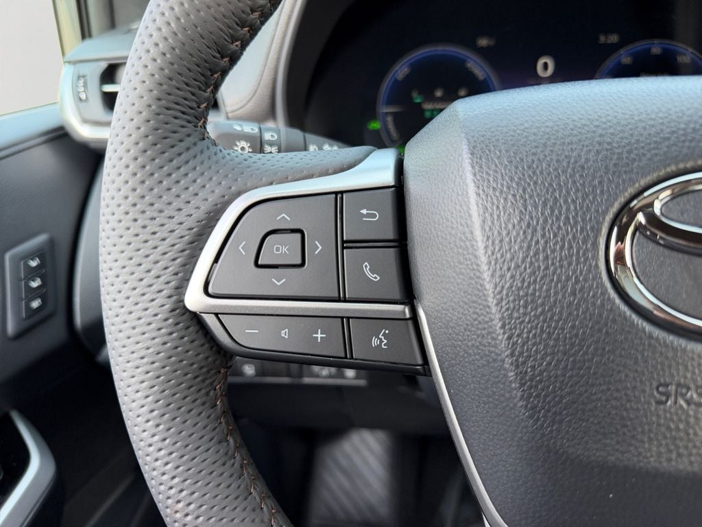 2026 Toyota Sienna Platinum 7 Passenger