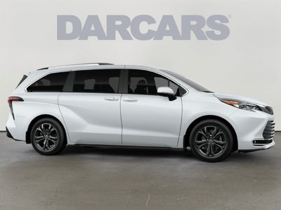 2026 Toyota Sienna Platinum 7 Passenger