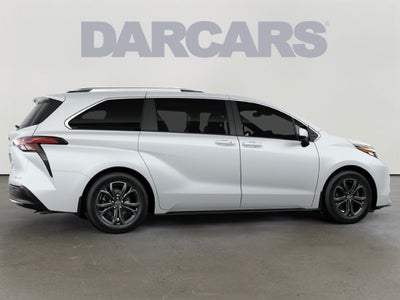 2026 Toyota Sienna Platinum 7 Passenger