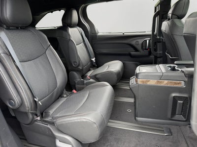 2026 Toyota Sienna Platinum 7 Passenger