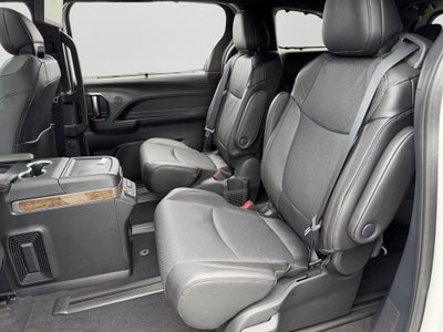 2026 Toyota Sienna Platinum 7 Passenger
