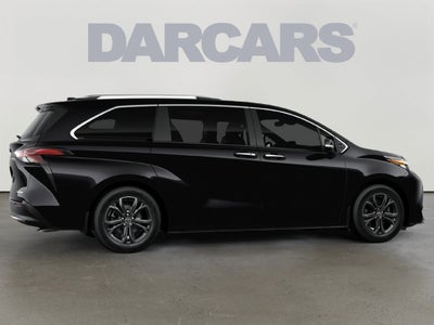 2026 Toyota Sienna Platinum 7 Passenger
