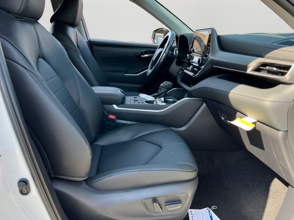 2026 Toyota Highlander Hybrid XLE