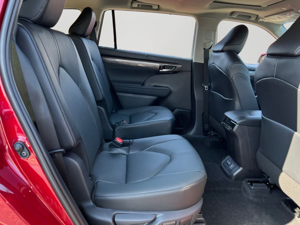 2026 Toyota Highlander Limited