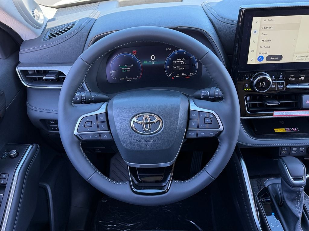 2026 Toyota Highlander Platinum