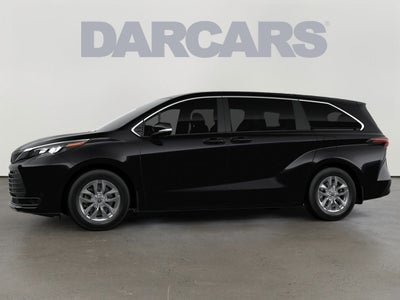 2026 Toyota Sienna LE 8 Passenger