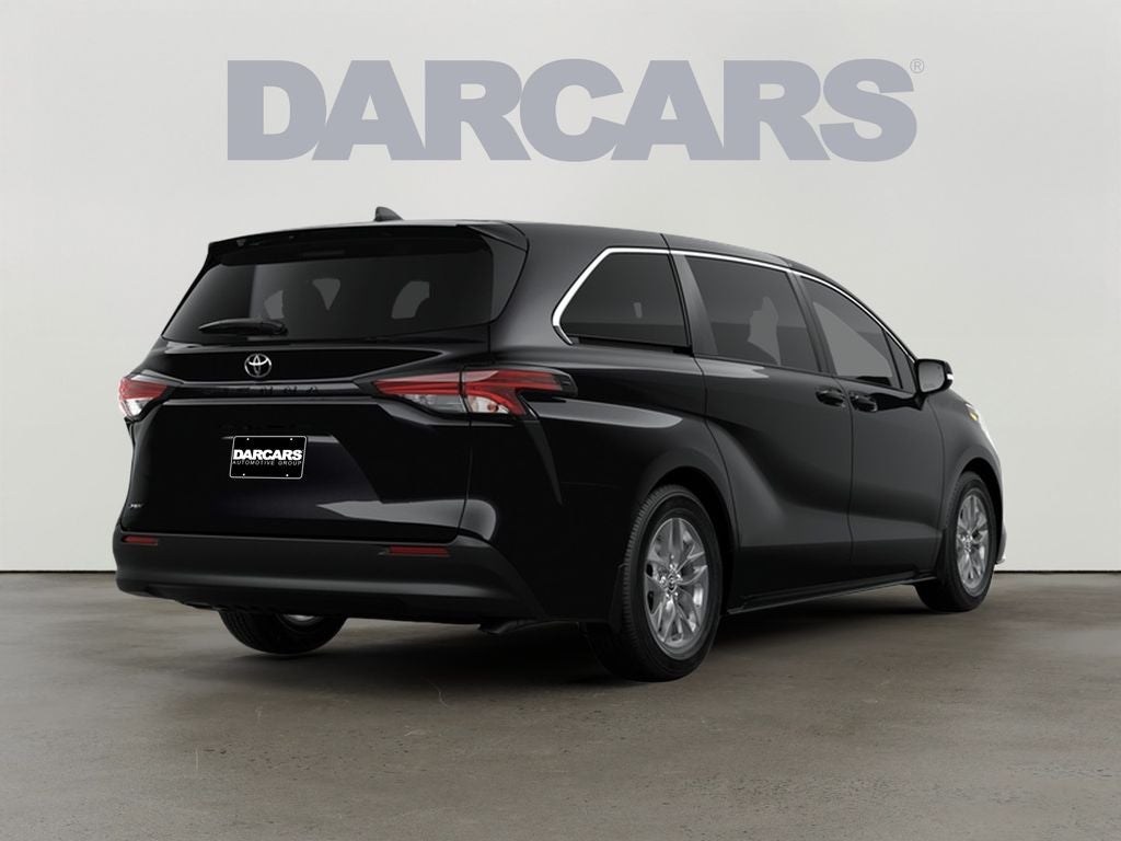2026 Toyota Sienna LE 8 Passenger