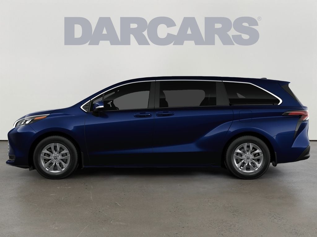 2026 Toyota Sienna LE 8 Passenger