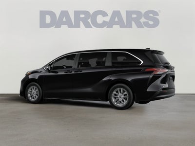 2026 Toyota Sienna LE 8 Passenger