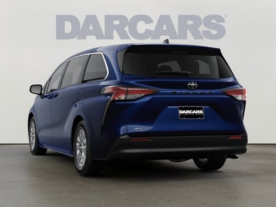 2026 Toyota Sienna LE 8 Passenger