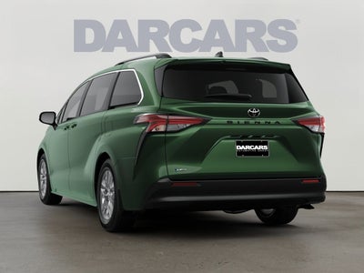 2026 Toyota Sienna LE 8 Passenger