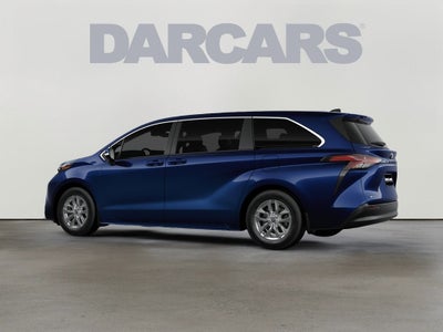 2026 Toyota Sienna LE 8 Passenger