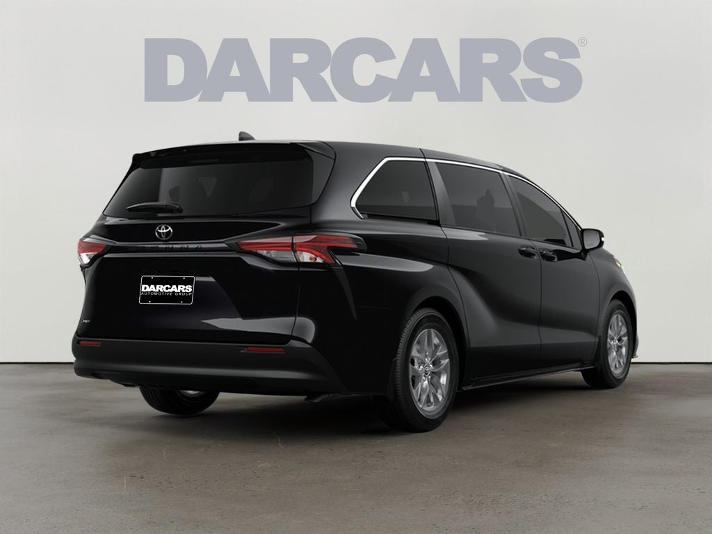 2026 Toyota Sienna LE 8 Passenger