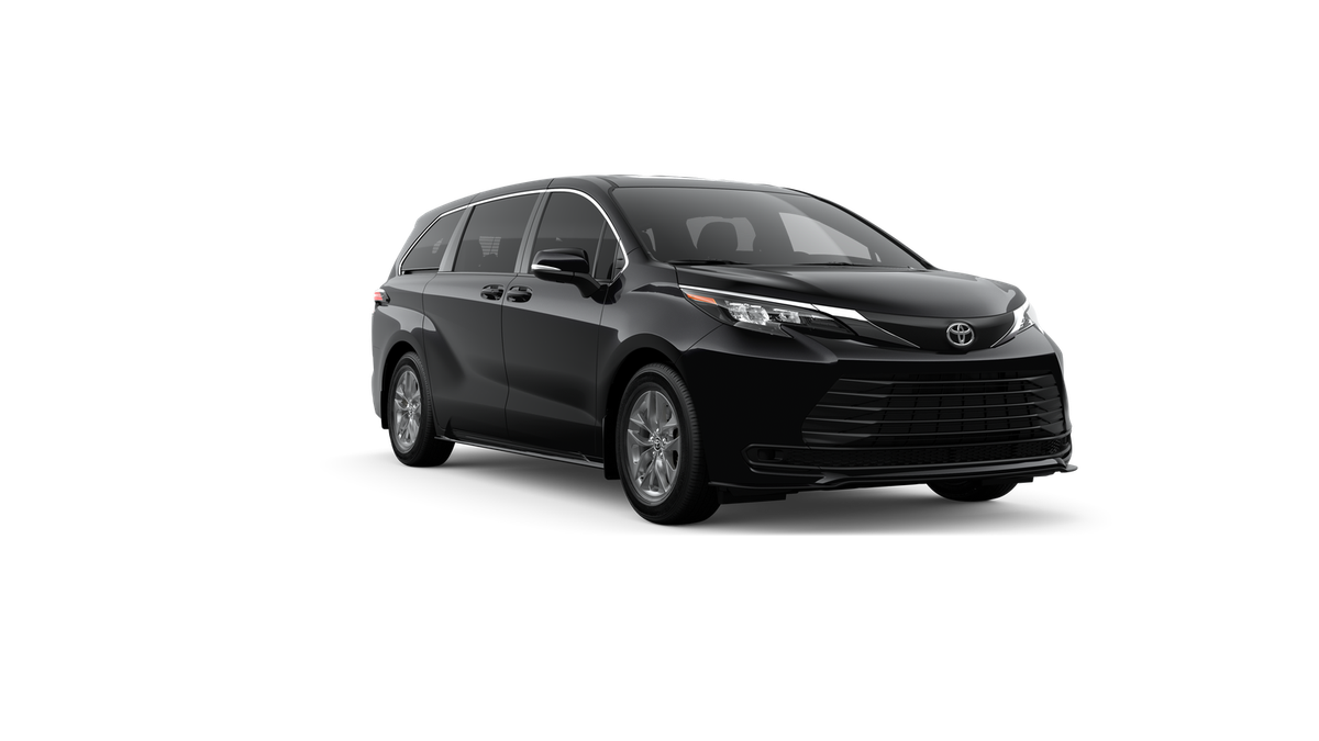 2026 Toyota Sienna LE 8 Passenger