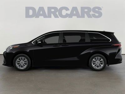 2026 Toyota Sienna LE 8 Passenger