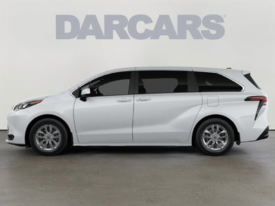 2026 Toyota Sienna LE 8 Passenger