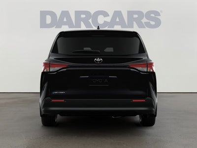 2026 Toyota Sienna LE 8 Passenger