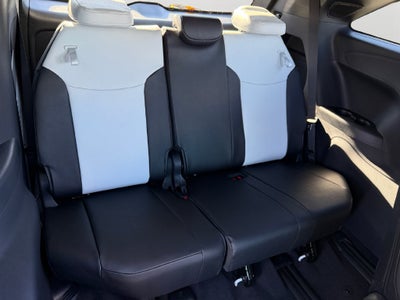 2026 Toyota Sienna XSE 7 Passenger