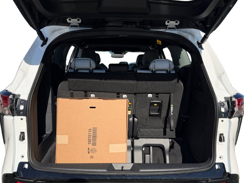 2026 Toyota Sienna XSE 7 Passenger